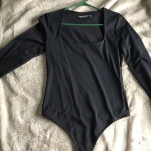 Long sleeve body suit